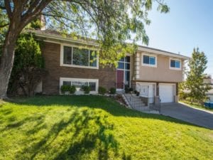 2324 East Cinnabar Drive | Cottonwood Heights | Yard
